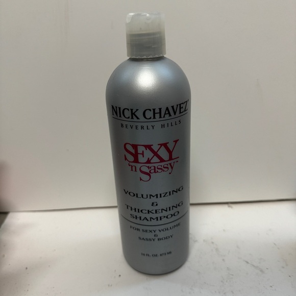Nick Chavez Sexy N Sassy Volumzing Thickening Shampoo 16 OZ HTF - Picture 1 of 3